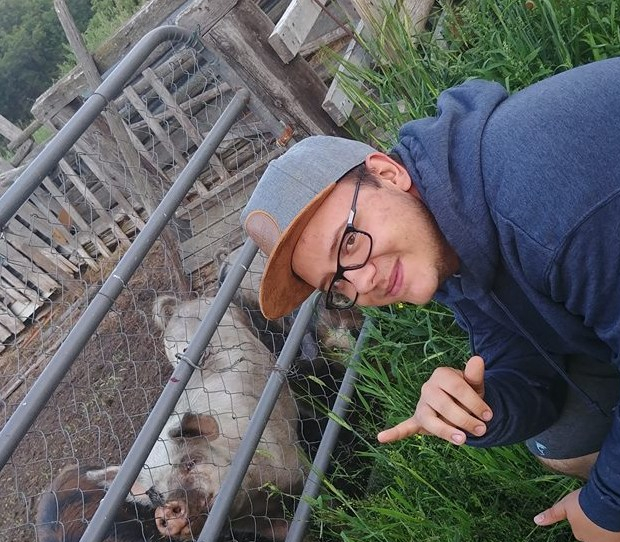 37968302_1774931875937159_7628296289213480960_n